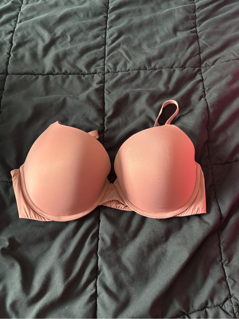 Victoria’s Secret 38C Pink Push-Up Bra Smooth Padded Underwire